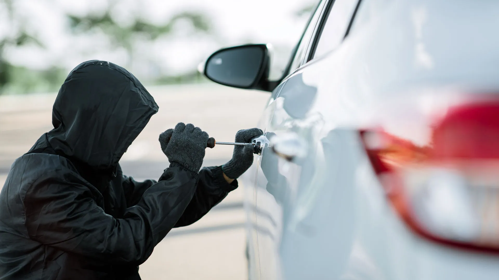 Risiko pencurian aksesori mobil